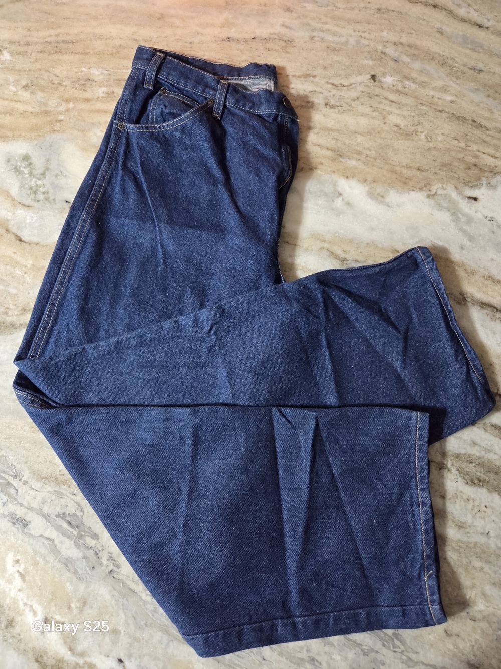 Classic Men's Dark Blue Denim Jeans